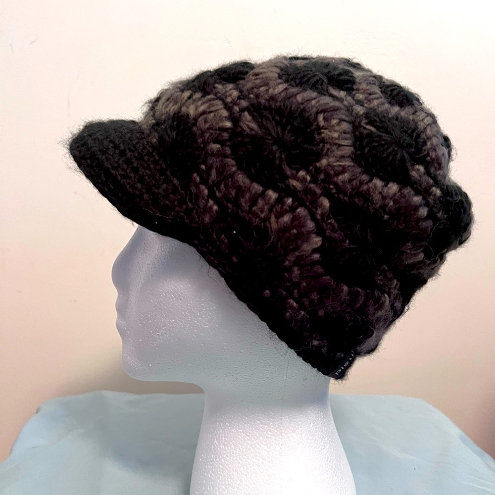 Cable-Knit Brim Beanie